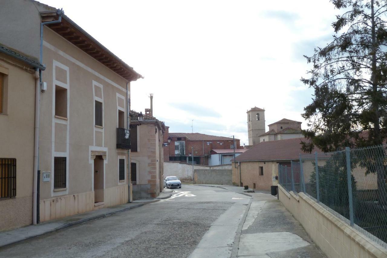 La Casa De Bernuy Guest House Bernuy de Porreros ภายนอก รูปภาพ