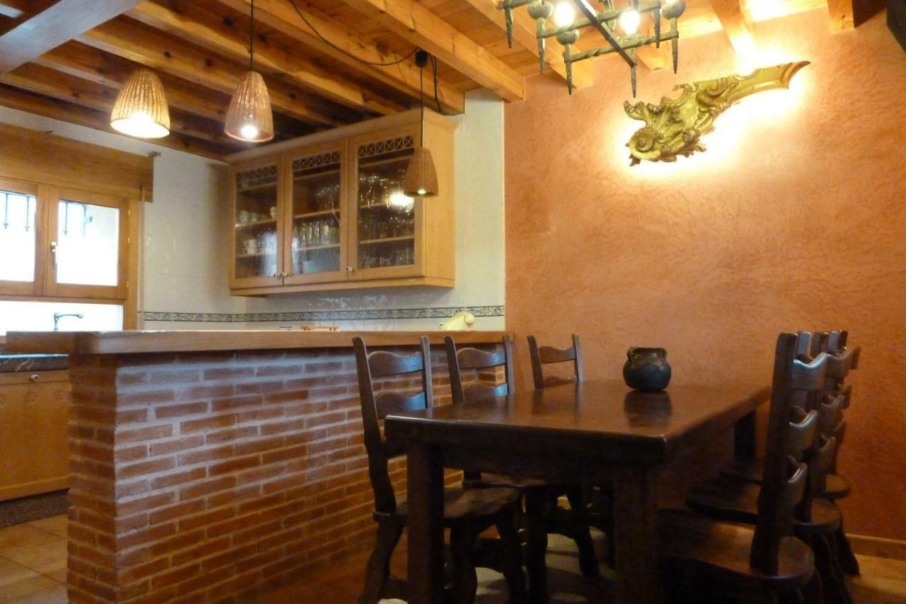 La Casa De Bernuy Guest House Bernuy de Porreros ภายนอก รูปภาพ